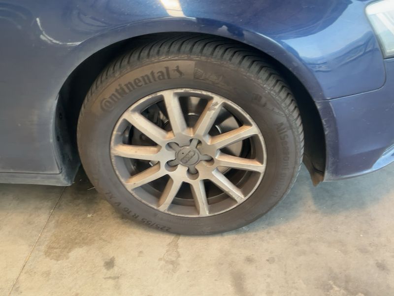 Audi A4 2.0 TDI Advanced Edition 2012 – снимка 11