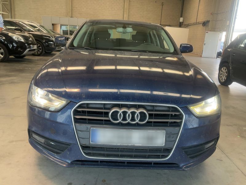 Audi A4 2.0 TDI Advanced Edition 2012 – снимка 14