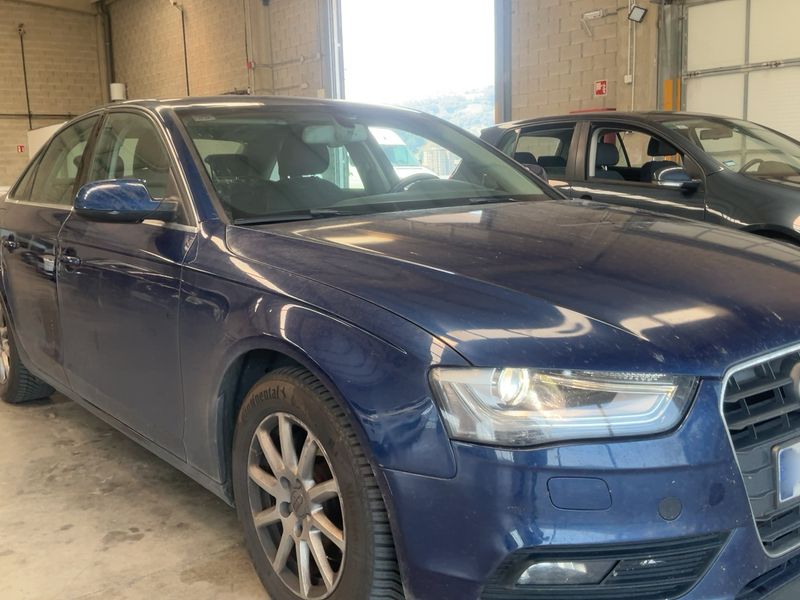 Audi A4 2.0 TDI Advanced Edition 2012 – снимка 12