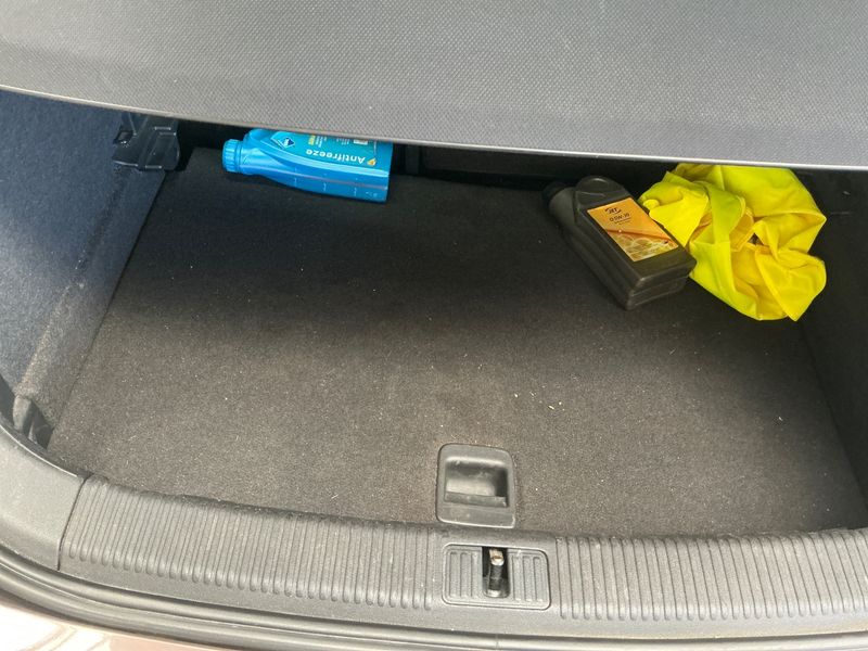 Audi A1 1.6 TDI Attraction 2014 – снимка 27