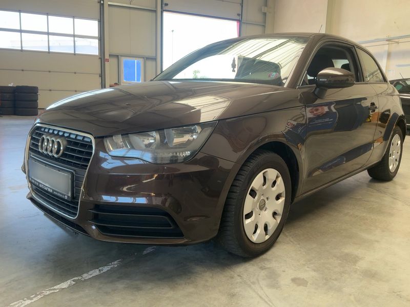 Audi A1 1.6 TDI Attraction 2014 – снимка 1