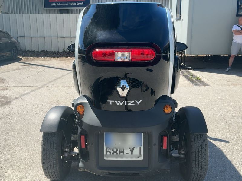 Renault Twizy electric drive 12,6 kW Intens 2020 – снимка 15