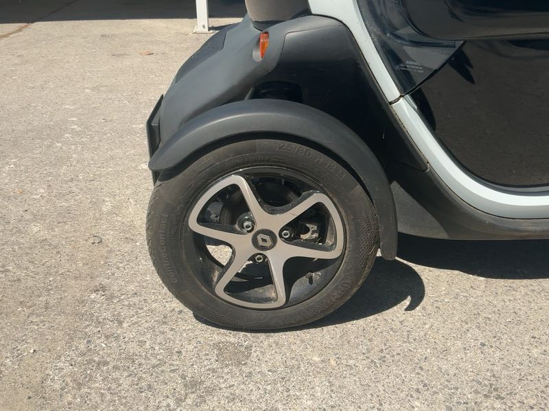 Renault Twizy electric drive 12,6 kW Intens 2020 – снимка 3