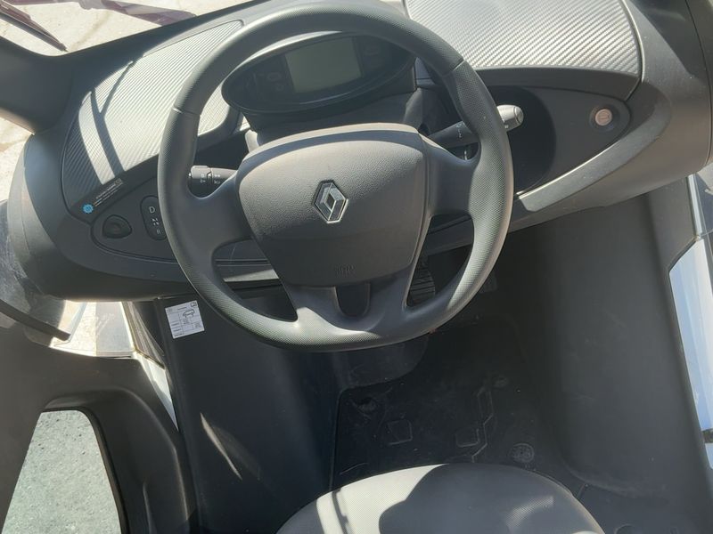 Renault Twizy electric drive 12,6 kW Intens 2020 – снимка 17