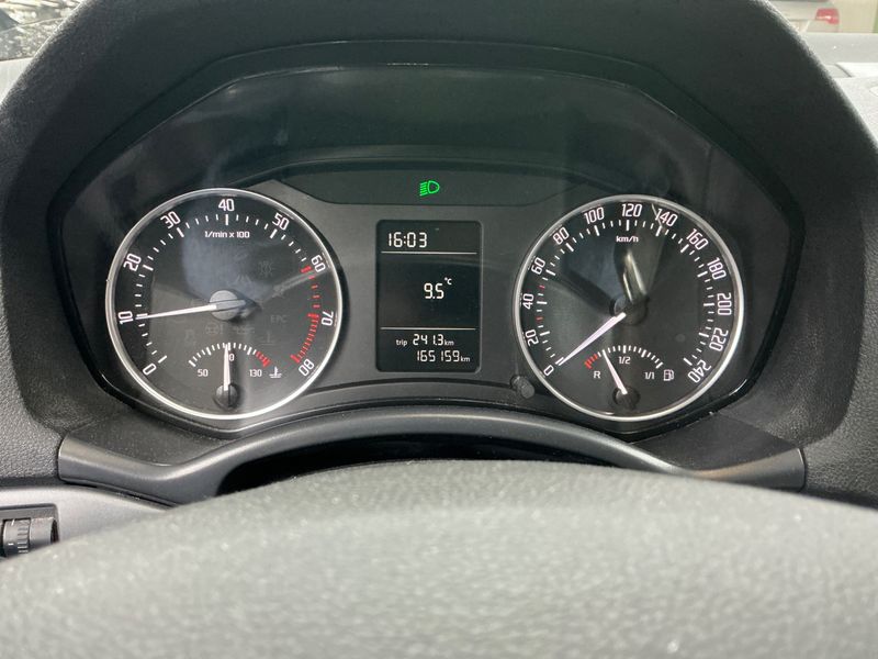 Skoda Octavia 1.2 TSI Fun 2012 – снимка 4