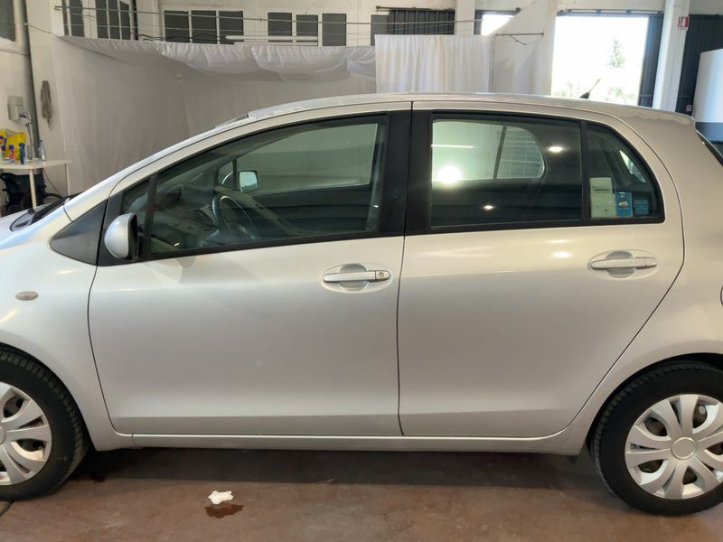 Toyota Yaris 1.0 VVT-i 2008 – снимка 4