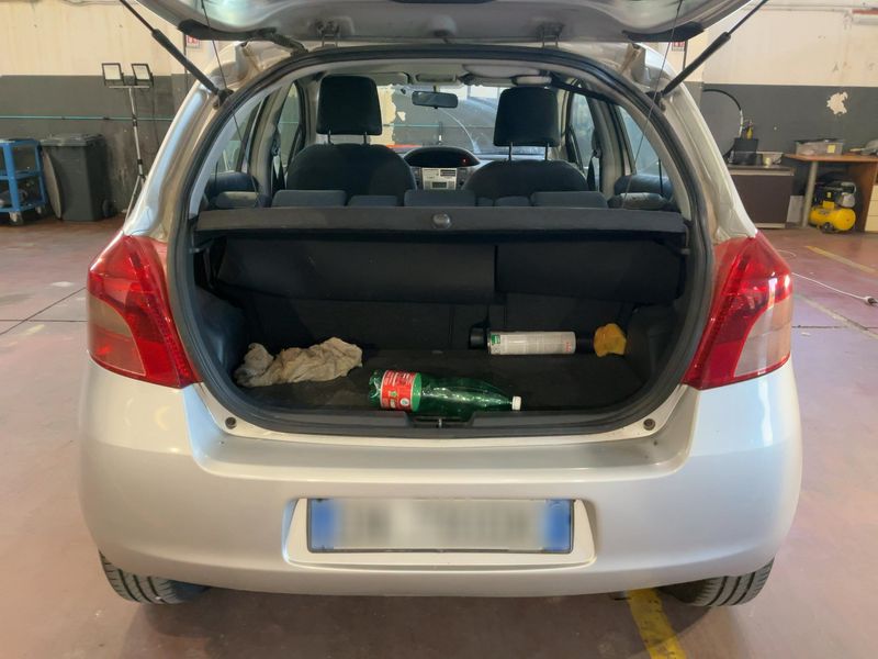 Toyota Yaris 1.0 VVT-i 2008 – снимка 15