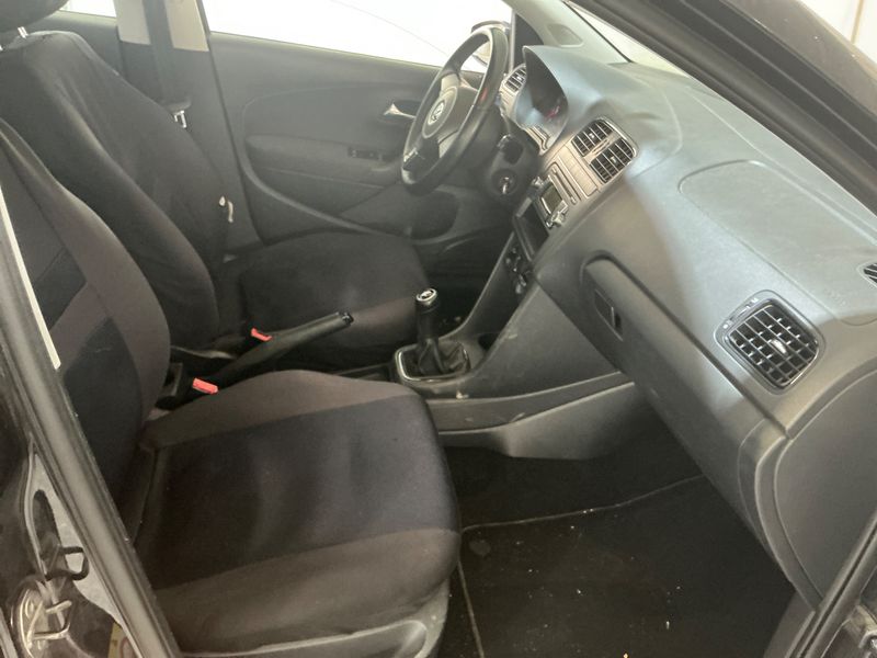 Volkswagen Polo 1.4 MPI Advance 2011 – снимка 3