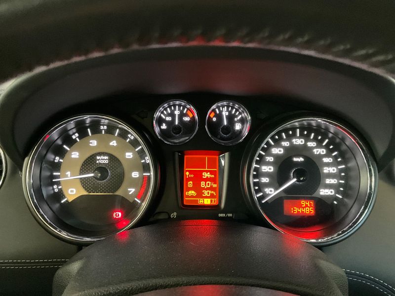 Peugeot RCZ 1.6 THP Basis 2011 – снимка 18