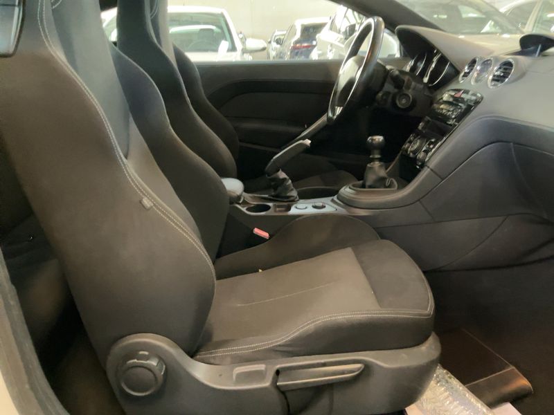 Peugeot RCZ 1.6 THP Basis 2011 – снимка 16