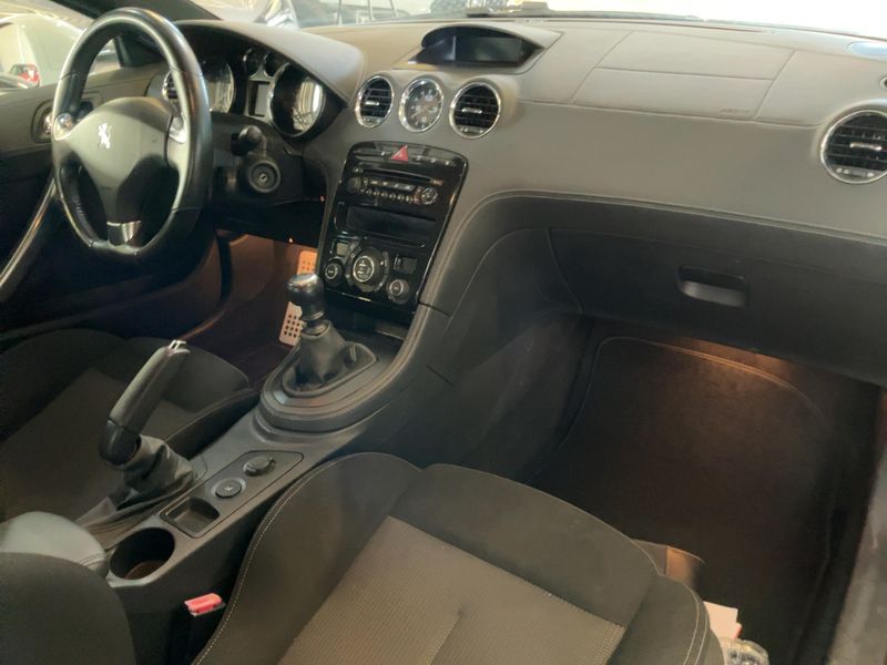 Peugeot RCZ 1.6 THP Basis 2011 – снимка 17