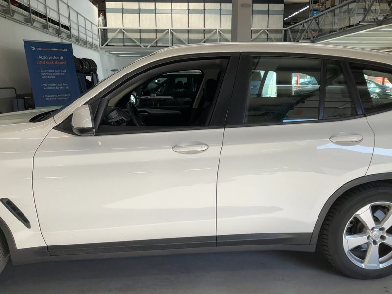 BMW X3 xDrive 20i Advantage 2021 – снимка 4