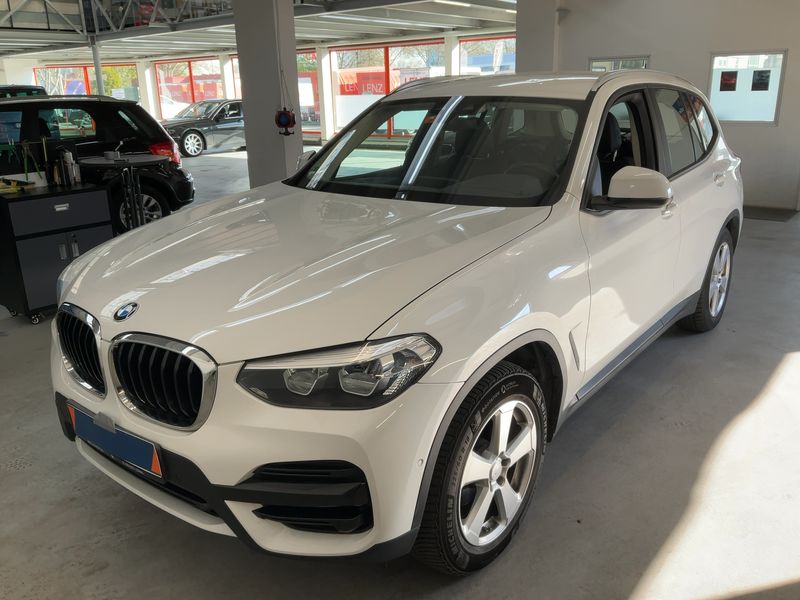 BMW X3 xDrive 20i Advantage 2021 – снимка 1
