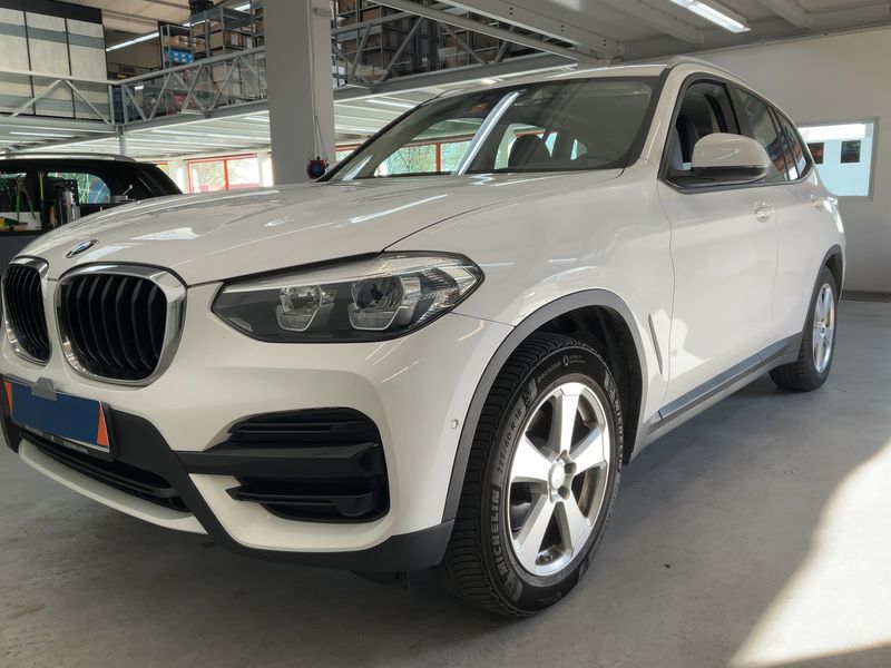 BMW X3 xDrive 20i Advantage 2021 – снимка 2