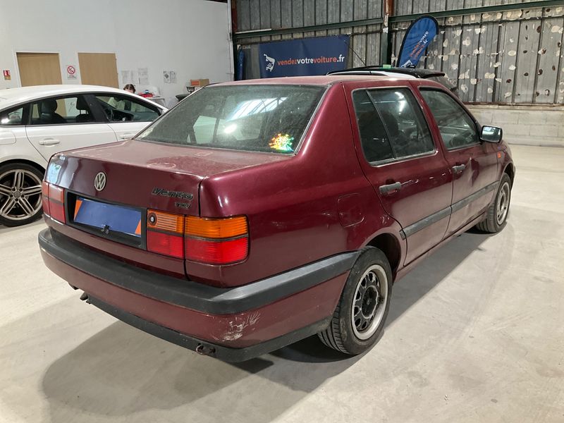 Volkswagen Vento 1.9 TDI GL 1994 – снимка 2