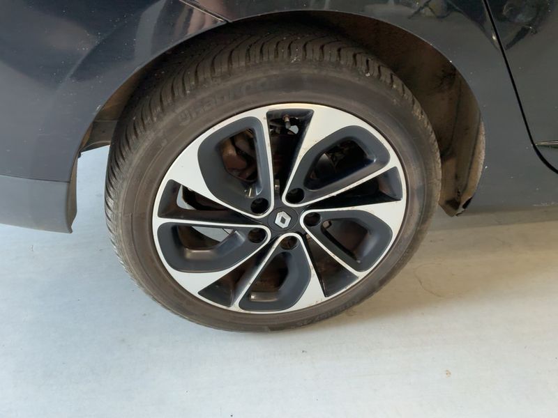 Renault Megane 1.2 TCe Energy BOSE Edition 2016 – снимка 9