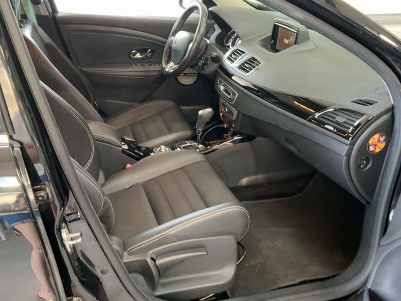 Renault Megane 1.2 TCe Energy BOSE Edition 2016 – снимка 16