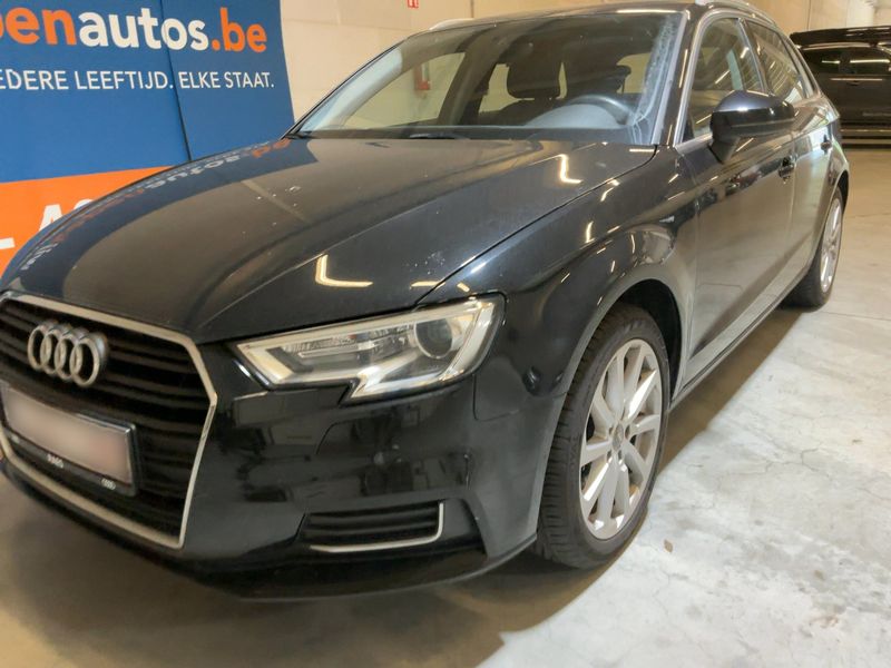 Audi A3 Sportback 1.0 TFSI Design 2017 – снимка 2