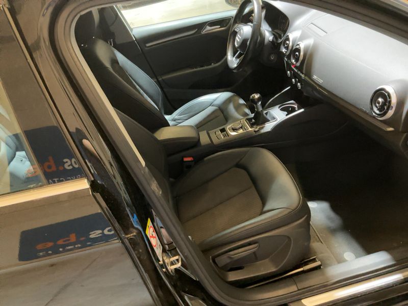 Audi A3 Sportback 1.0 TFSI Design 2017 – снимка 16