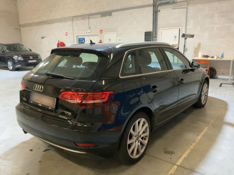 Audi A3 Sportback 1.0 TFSI Design 2017 – снимка 8