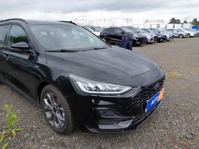 Ford Focus 1.0 EcoBoost Mild-Hybrid ST-Line X 2024 – снимка 6