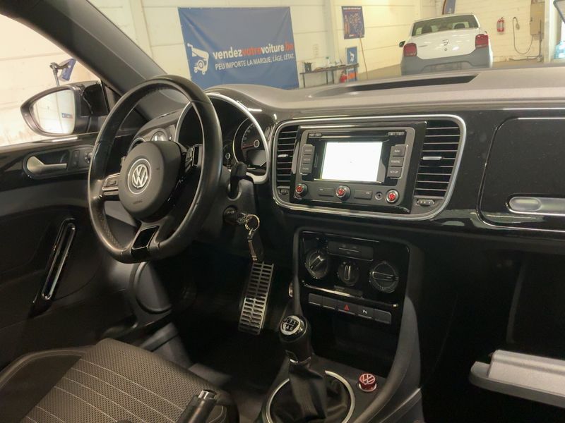 Volkswagen Beetle 1.2 TSI Design 2014 – снимка 17