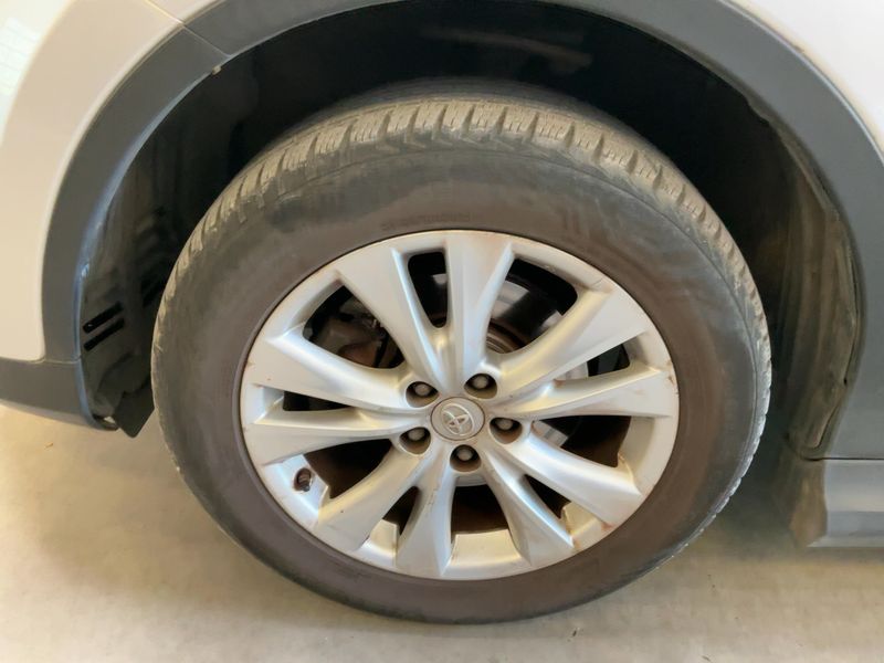 Toyota RAV 4 2.0 Executive 2013 – снимка 3