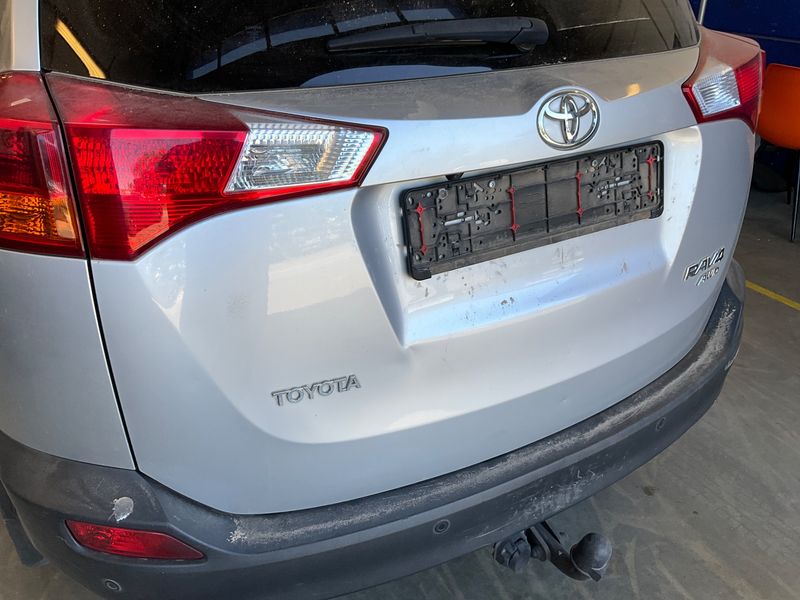 Toyota RAV 4 2.0 Executive 2013 – снимка 52