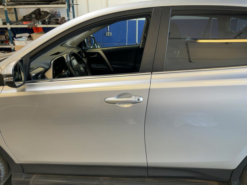Toyota RAV 4 2.0 Executive 2013 – снимка 4