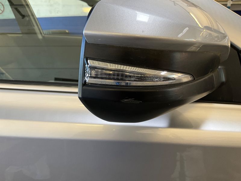 Toyota RAV 4 2.0 Executive 2013 – снимка 26