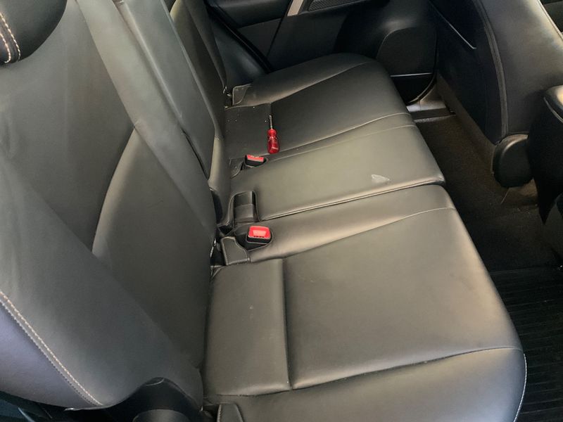 Toyota RAV 4 2.0 Executive 2013 – снимка 38