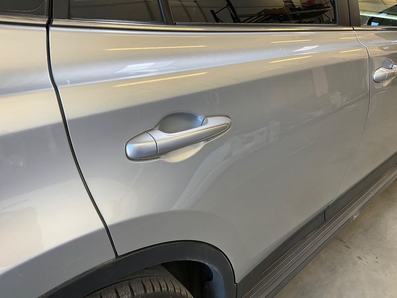 Toyota RAV 4 2.0 Executive 2013 – снимка 27