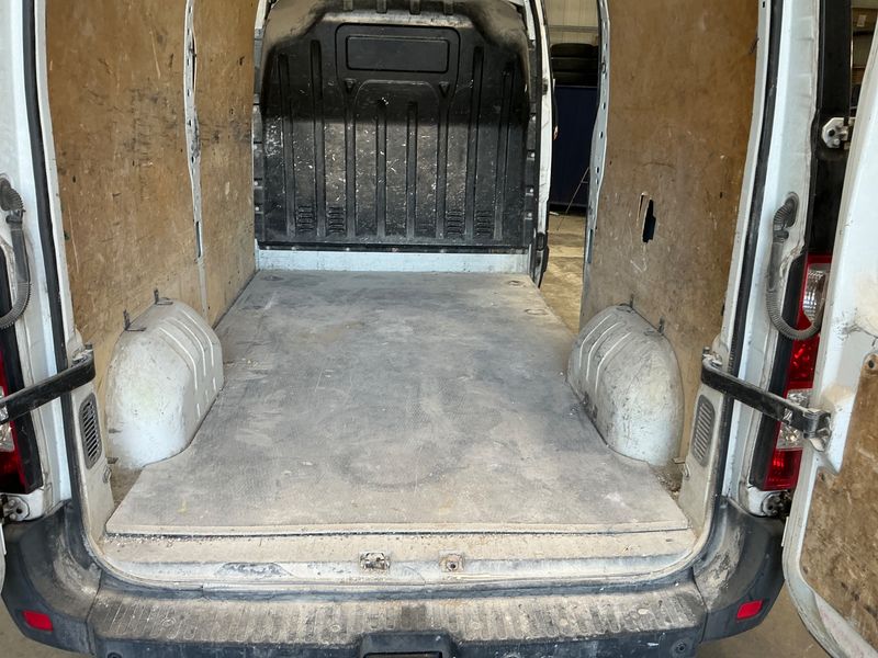Renault Master 2.3 dCi Energy L2H2 HKa 3,5t 2015 – снимка 47