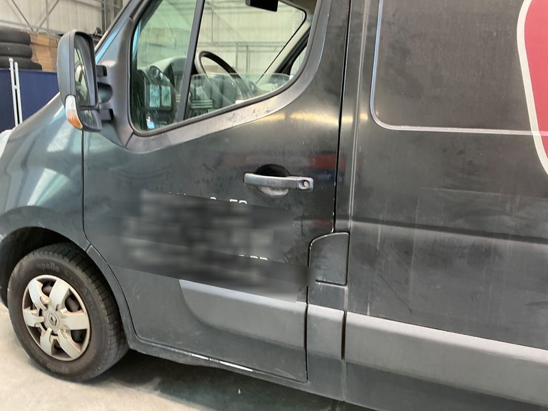 Renault Master 2.3 dCi Energy L2H2 HKa 3,5t 2015 – снимка 32