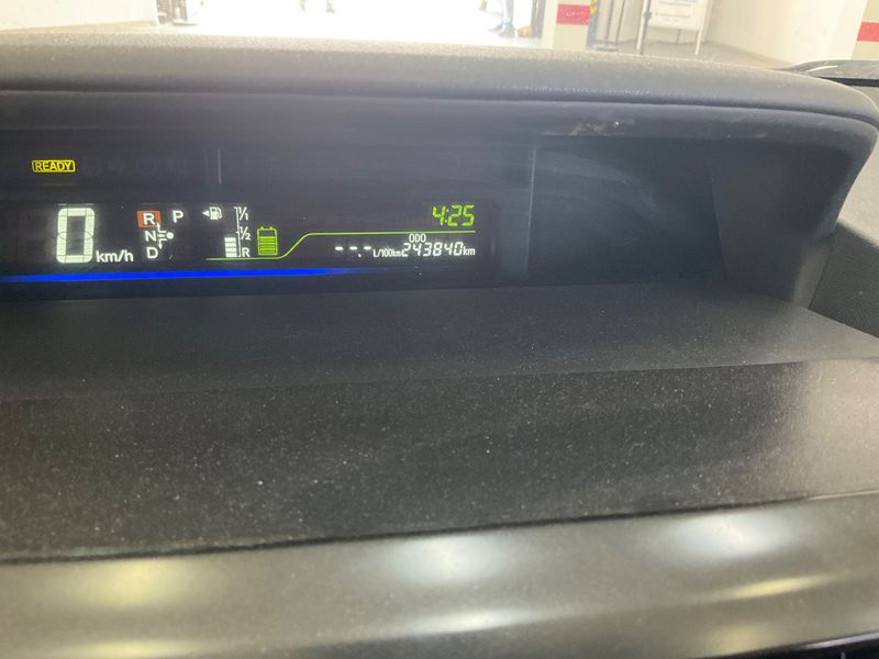Toyota Prius+ 1.8 Active 2014 – снимка 18