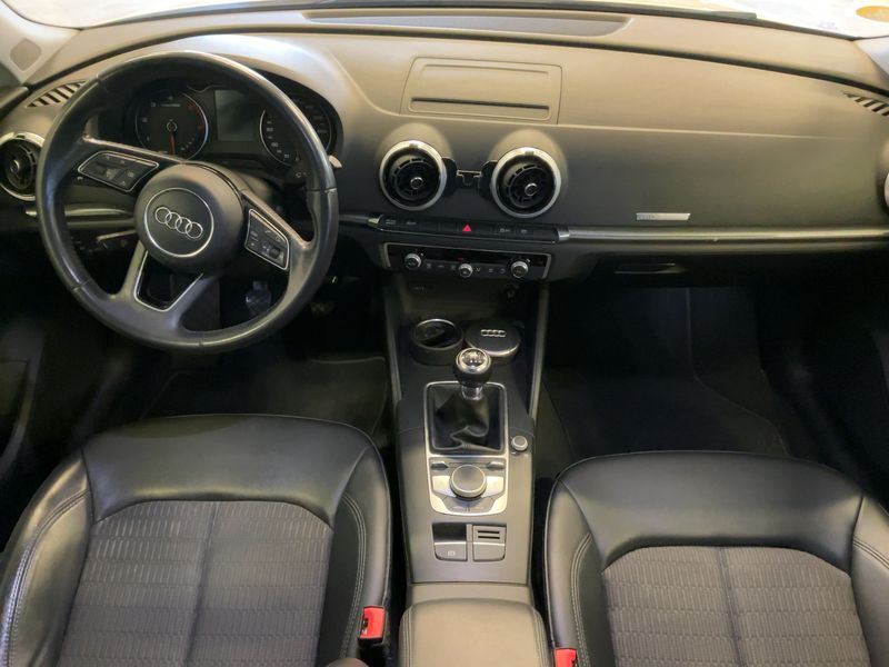 Audi A3 Sportback 1.6 TDI Design 2018 – снимка 17