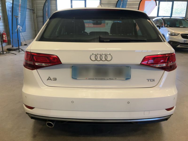 Audi A3 Sportback 1.6 TDI Design 2018 – снимка на щета 7