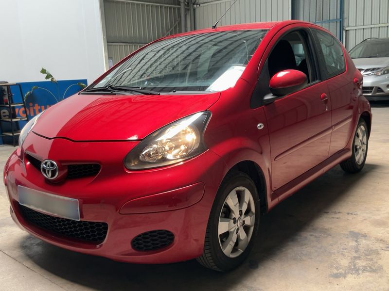 Toyota Aygo 1.0 Limited Edition 2010 – снимка 2