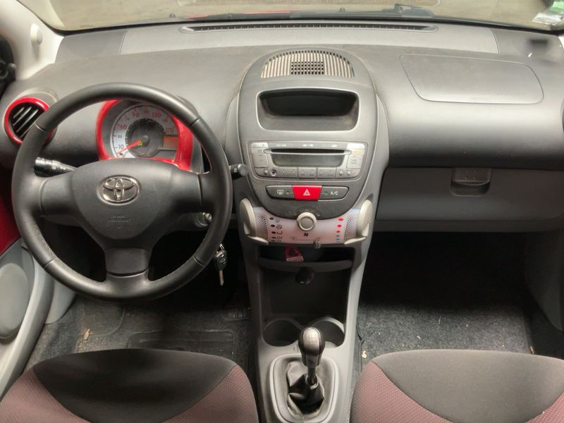Toyota Aygo 1.0 Limited Edition 2010 – снимка 17