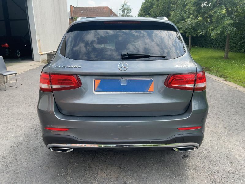 Mercedes-Benz GLC-Klasse GLC 220 4Matic AMG Line 2017 – снимка 7