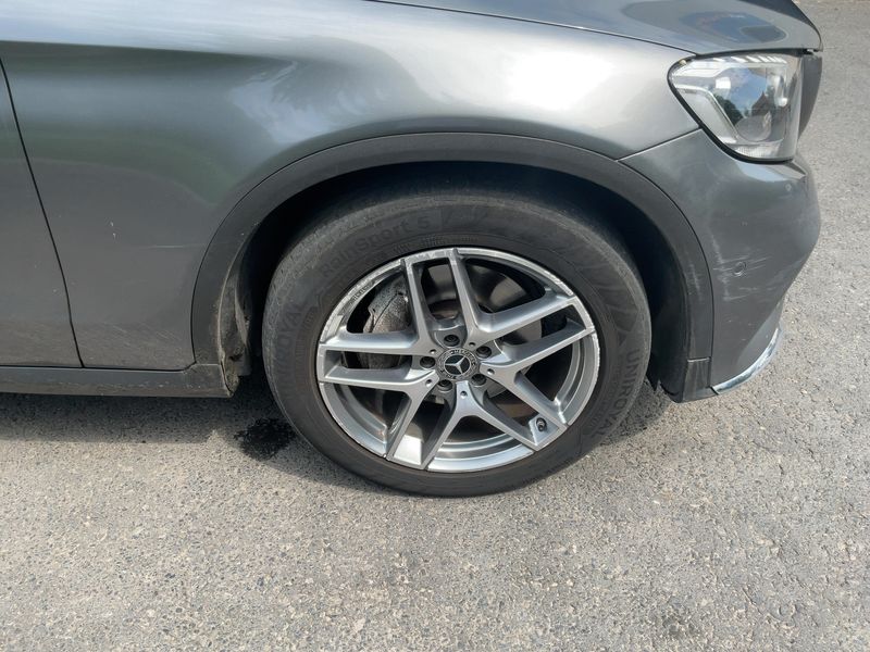 Mercedes-Benz GLC-Klasse GLC 220 4Matic AMG Line 2017 – снимка 11