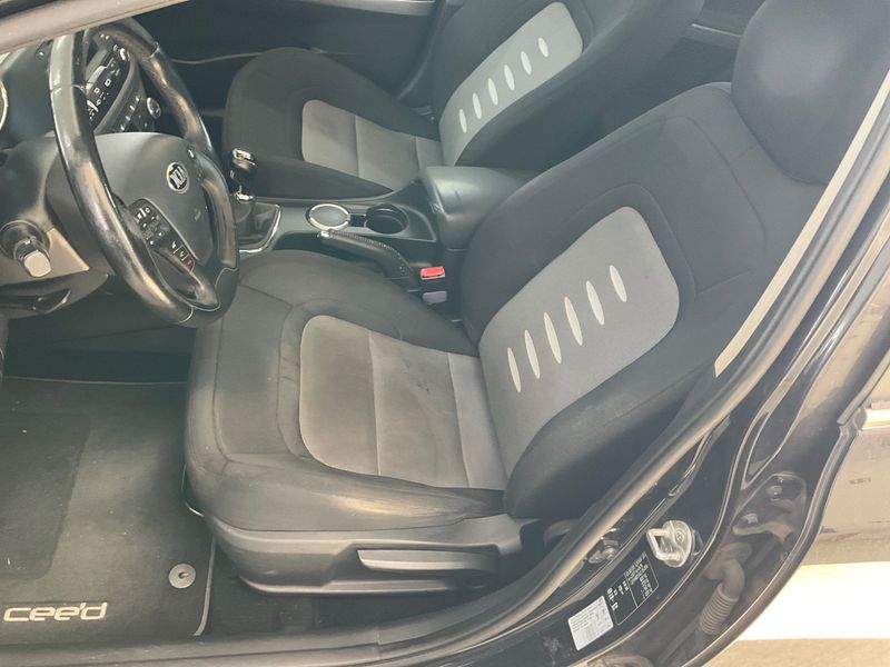 Kia cee'd 1.6 GDI Dream-Team 2013 – снимка 36