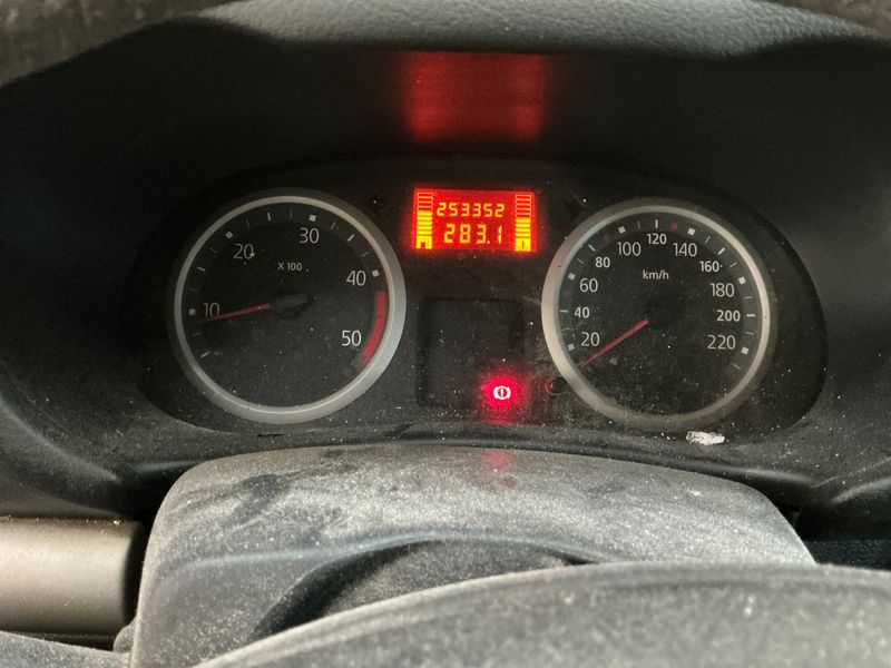 Renault Clio 1.5 dCi Pack Dynamique 2004 – снимка 4