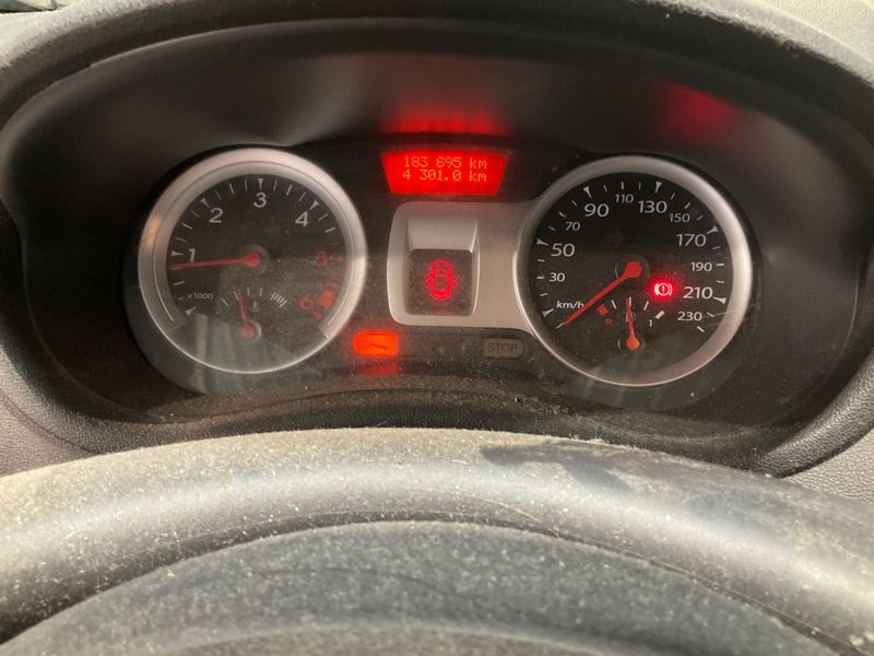 Renault Clio 1.5 dCi Authentique 2012 – снимка 4