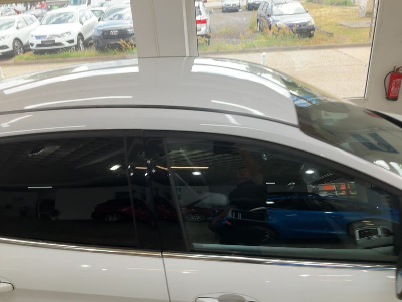Ford C-Max 2.0 TDCi Titanium 2017 – снимка 13