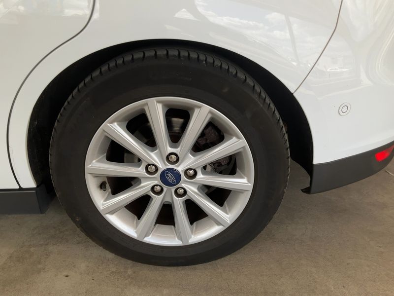 Ford C-Max 2.0 TDCi Titanium 2017 – снимка 5