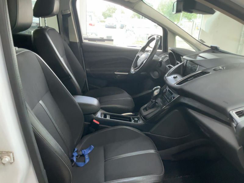 Ford C-Max 2.0 TDCi Titanium 2017 – снимка 17
