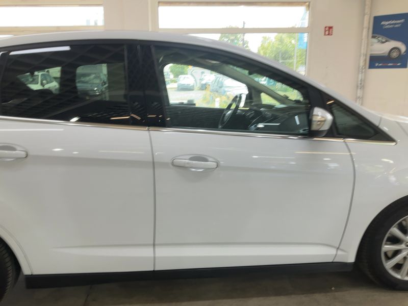 Ford C-Max 2.0 TDCi Titanium 2017 – снимка 10
