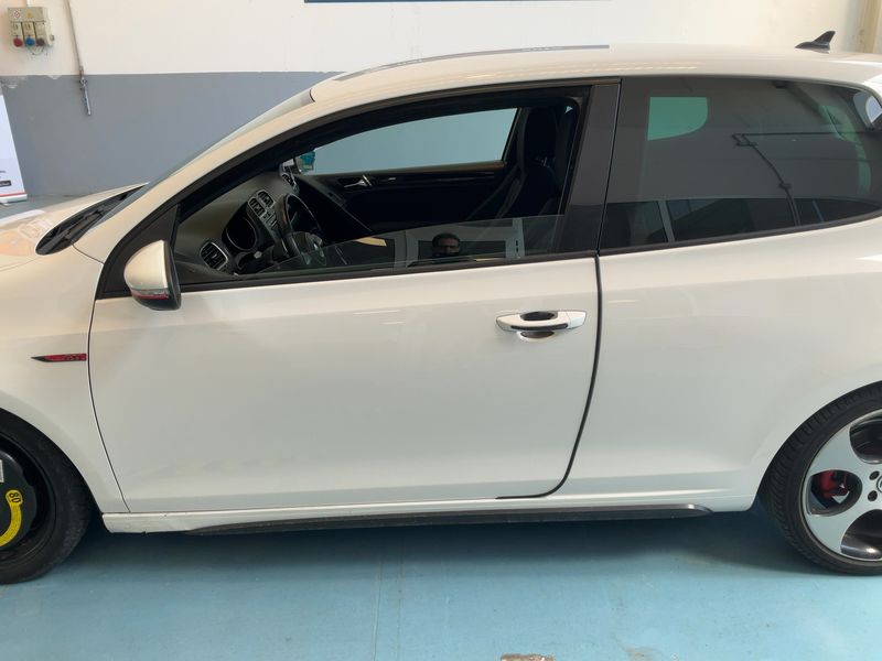 Volkswagen Golf VI 2.0 TSI GTI 2009 – снимка 4