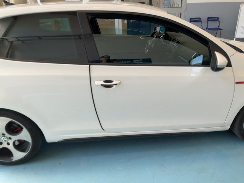 Volkswagen Golf VI 2.0 TSI GTI 2009 – снимка 10